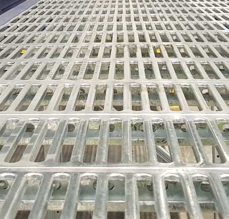 Acrow floor 5
